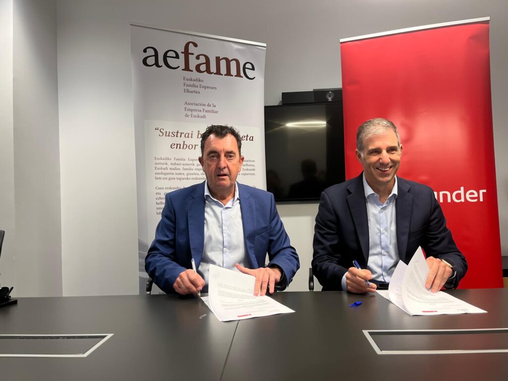 Banco Santander, AEFAMEren X. batzar nagusiaren babeslea 2 original C9DB5B71 4CF5 404E 8584 E008204B79D7