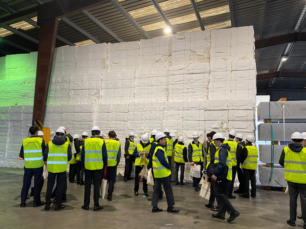 visita del colegio gaztelueta al grupo erhardt 03