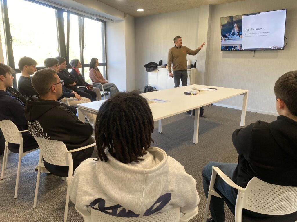 Empresa familiar en las aulas reiner 1