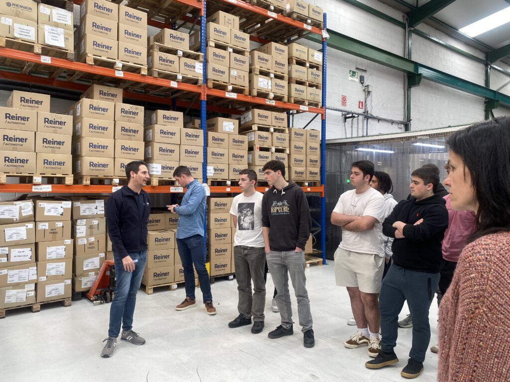 Empresa familiar en las aulas reiner 2